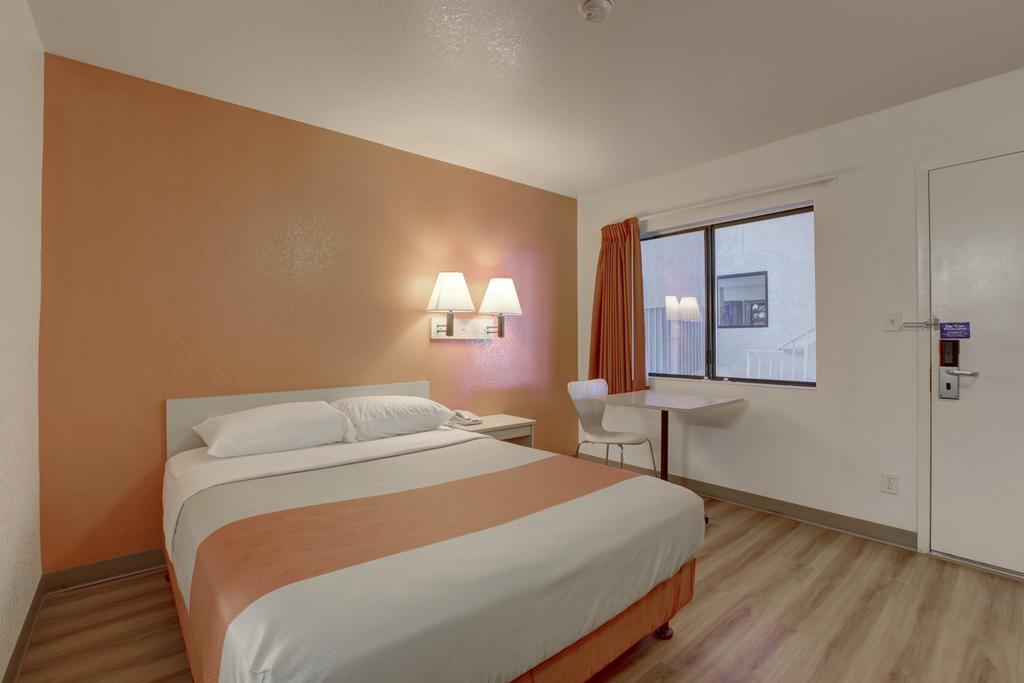 Motel 6-Corona, CA Habitación foto